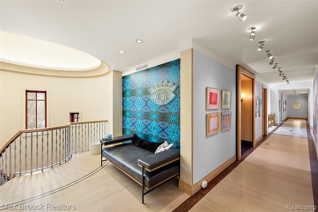 4740 Dow Ridge Road, Orchard Lake Village, MI, 48324