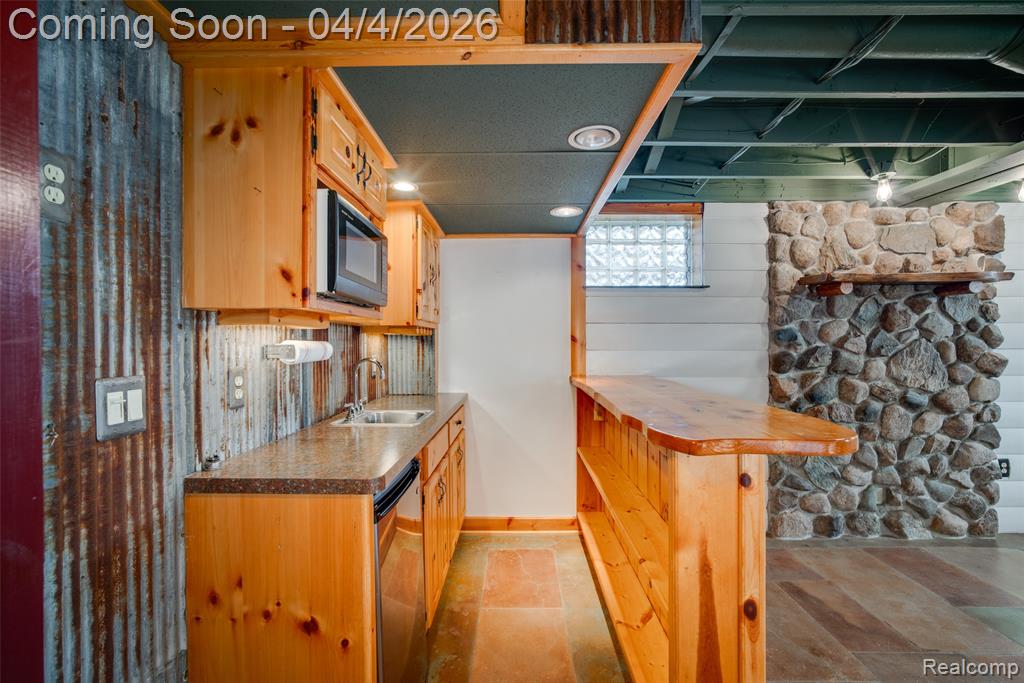 8183 Reese Road, Clarkston, MI 48348 — Photo 31