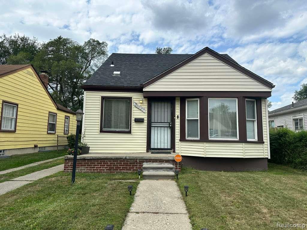 20027 Chapel Street, Detroit, MI 48219