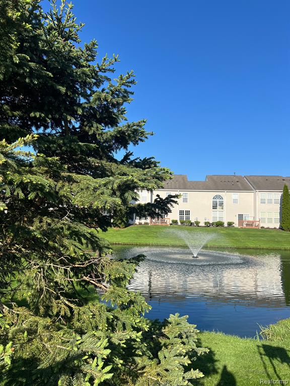 26652 KIRKWAY Drive, Woodhaven, MI 48183 — Photo 3