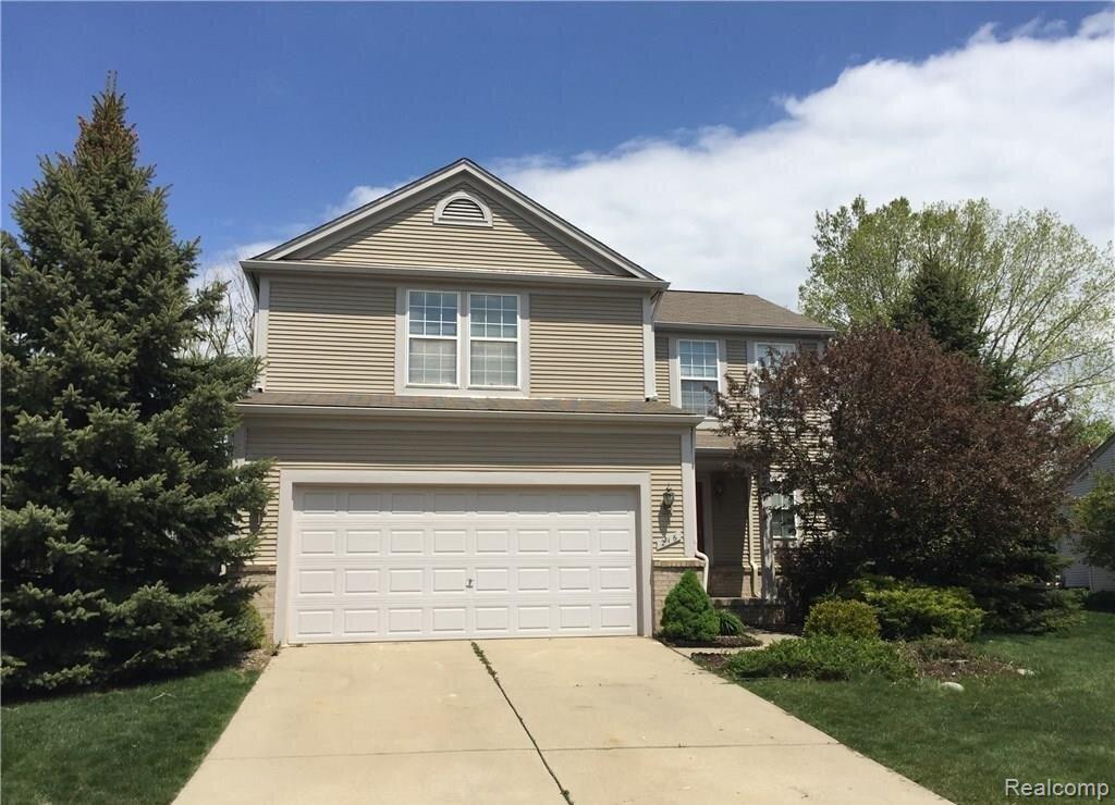 216 Biltmore, Troy, MI 48084