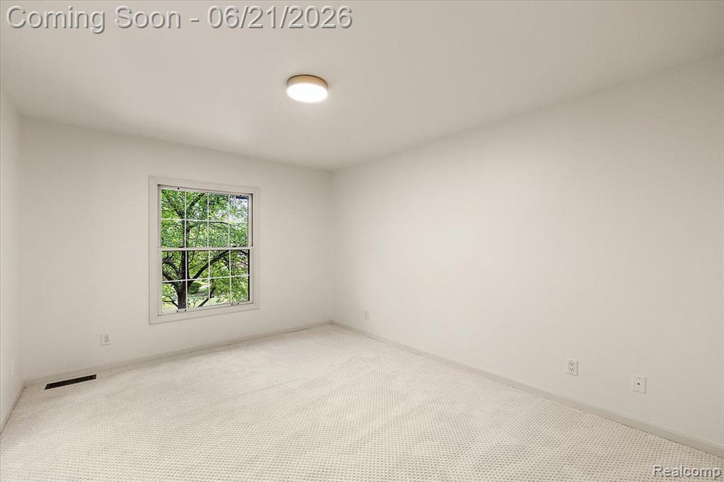 6403 W Oaks Drive, West Bloomfield, MI 48324 — Photo 61