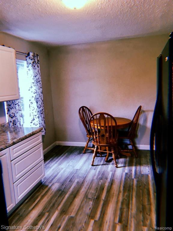 8310 BADGER Street, Detroit, MI 48213 — Photo 11