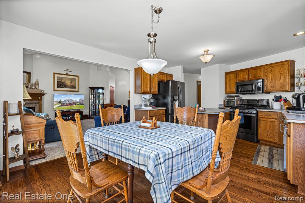 14817 Sparrow Drive, Shelby Twp, MI 48315 — Photo 21
