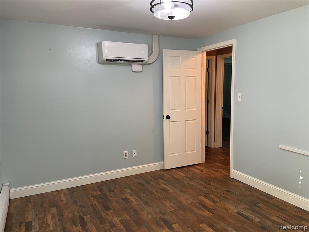21150 E Chigwidden Street, Northville, MI 48167 — Photo 21