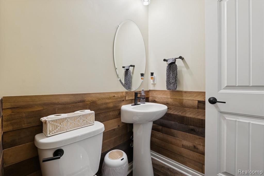51300 Kirby Drive, New Baltimore, MI 48047 — Photo 23