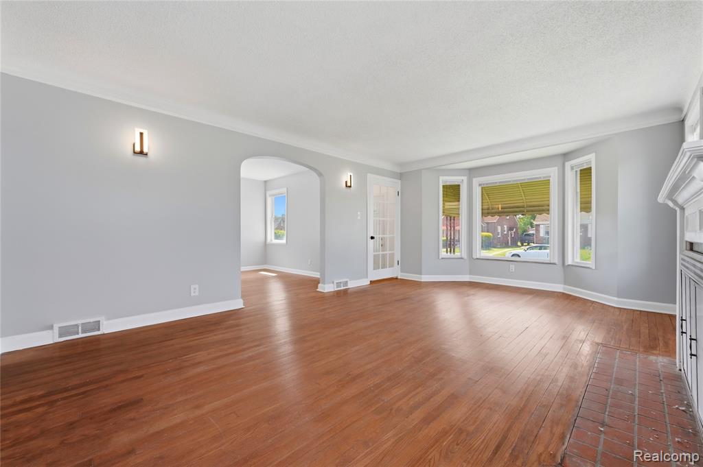 18708 Robson Street, Detroit, MI 48235 — Photo 6