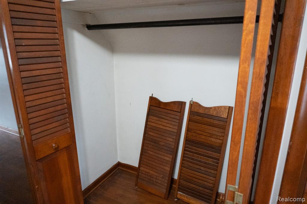 737 Campbell Street, Flint, MI 48507 — Photo 38
