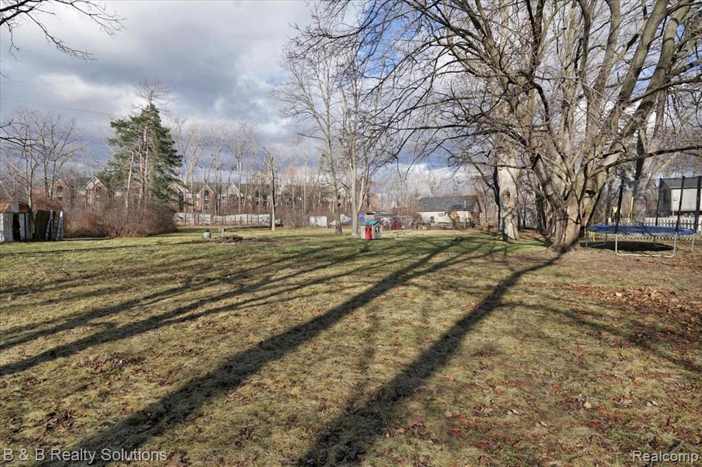 5011 Vincent Trail, Shelby Twp, MI 48316 — Photo 36