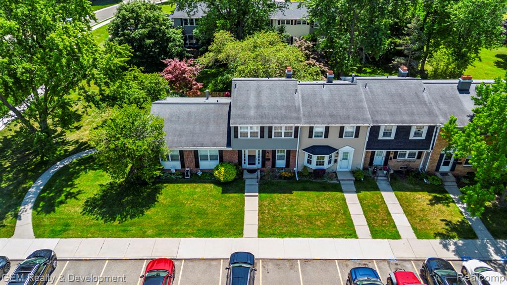 19705 Hayes Court, Northville, MI 48167 — Photo 4