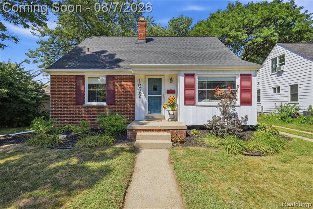 1022 Catalpa Drive, Royal Oak, MI 48067