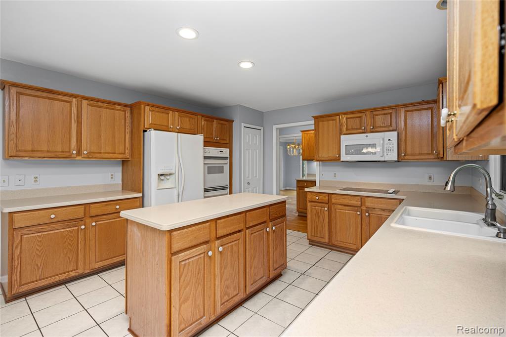 39566 Danielle Drive, Northville, MI 48167 — Photo 23