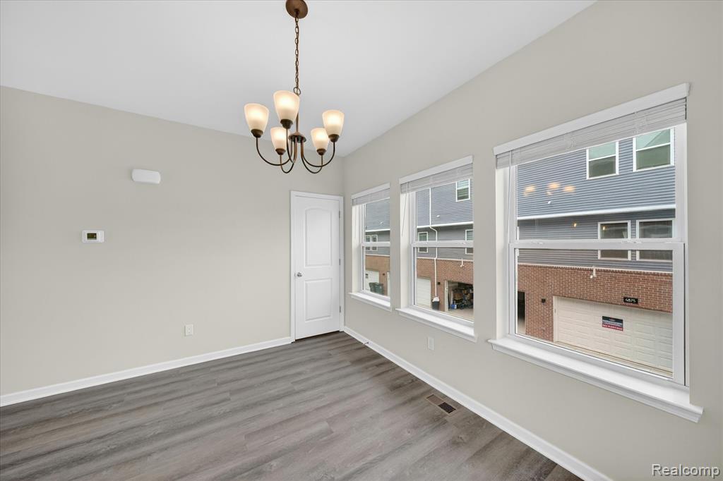 4876 E Ludlow Lane, Troy, MI 48085 — Photo 17