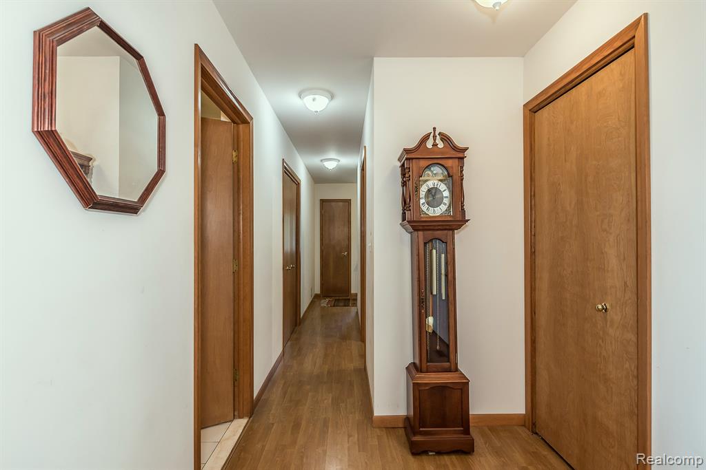 7636 THARP Drive, Whitmore Lake, MI 48189 — Photo 46