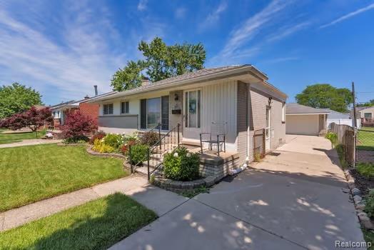 28430 Florence Street, Garden City, MI — Photo 3