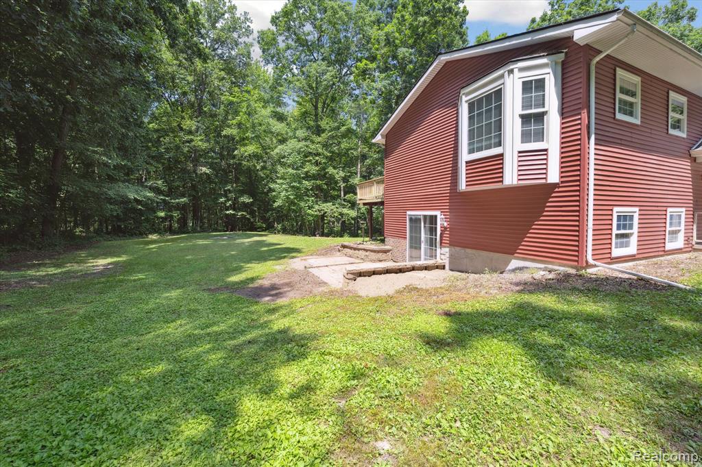 5849 Whispering Oaks Drive, Howell, MI 48855 — Photo 34