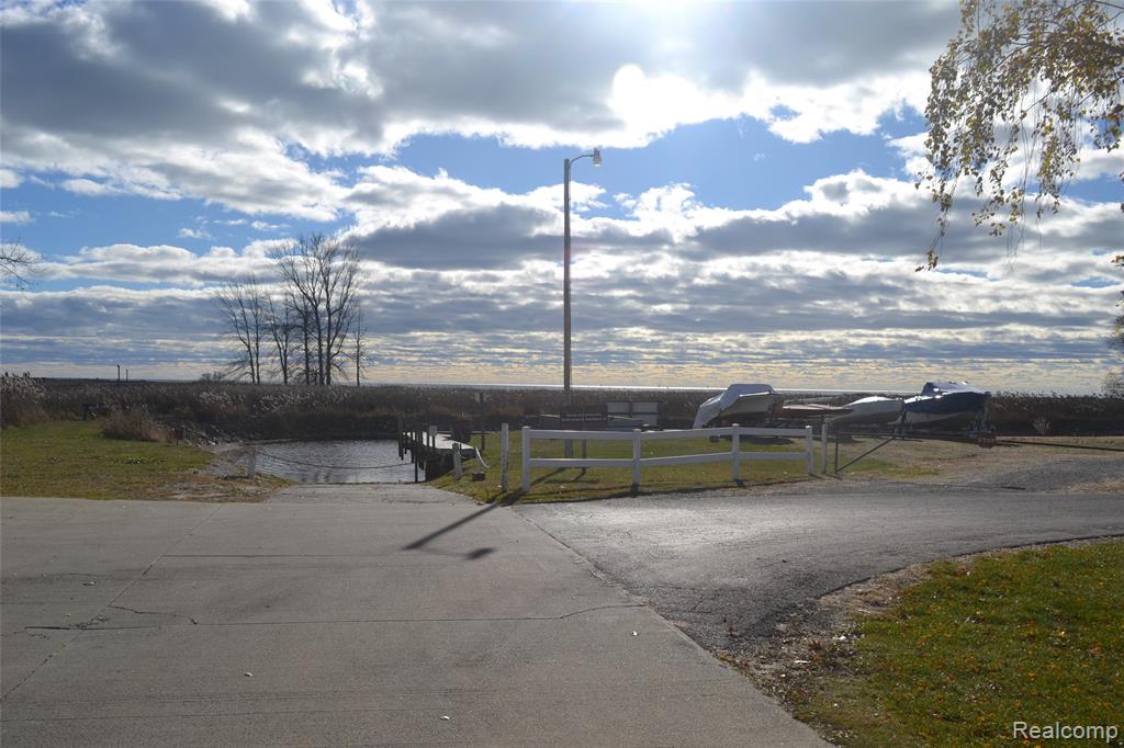 2347 E Bay Ridge Drive, Au Gres, MI 48703 — Photo 28