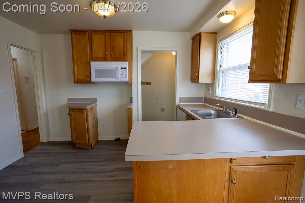 21465 Bournemouth Street, Harper Woods, MI 48225 — Photo 3