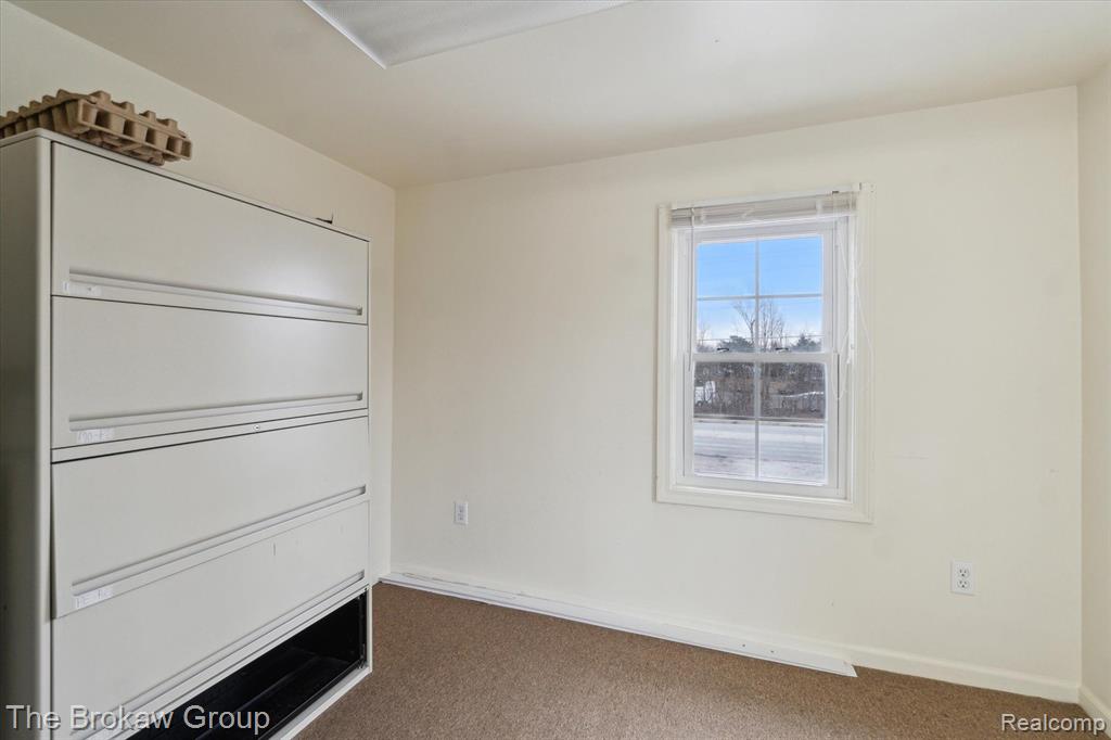 4212 LENNON Road, Flint, MI 48507 — Photo 48