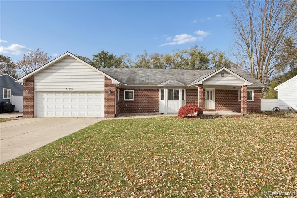 45567 Gable Inn Street, Shelby Twp, MI 48317 — front exterior
