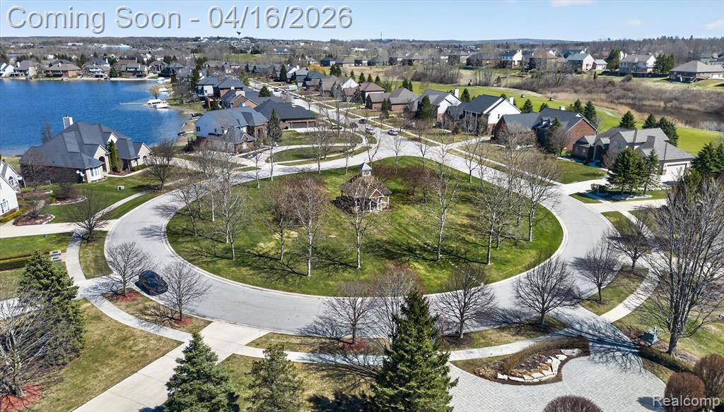 625 Southshore Drive, Oxford, MI 48371 — Photo 64