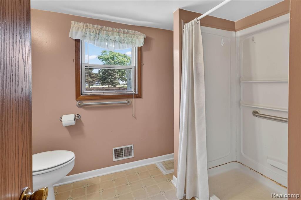 7974 W Gilford Road, Reese, MI 48757 — Photo 23
