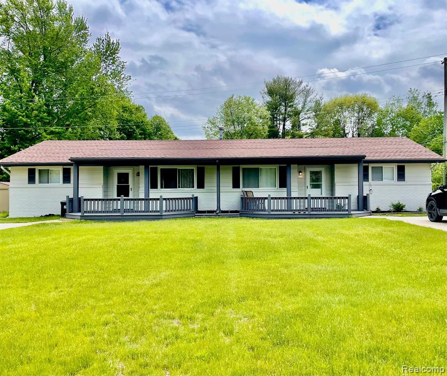 4245 Peck Road, Port Huron, MI 48060 — front exterior