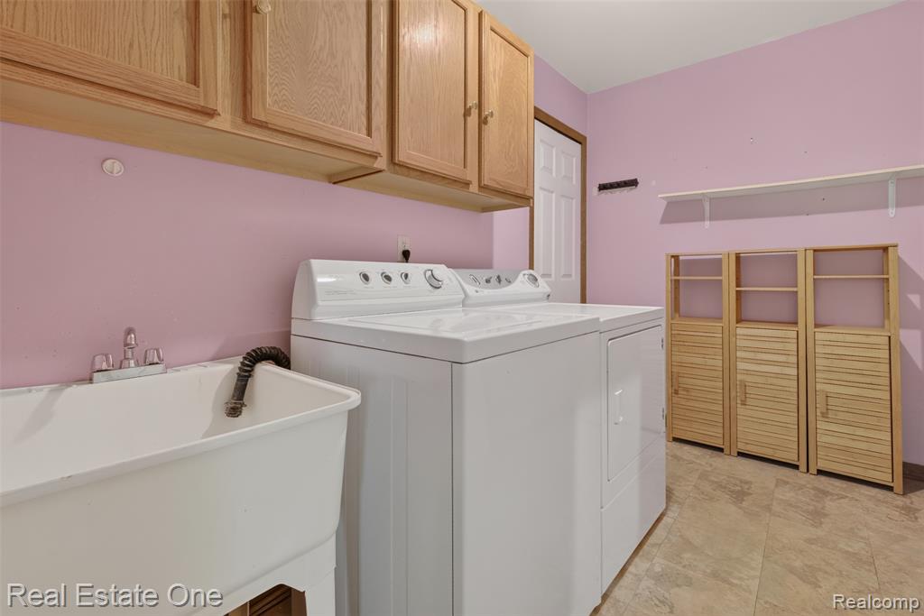 417 Eckford Circle, Troy, MI 48085 — Photo 14