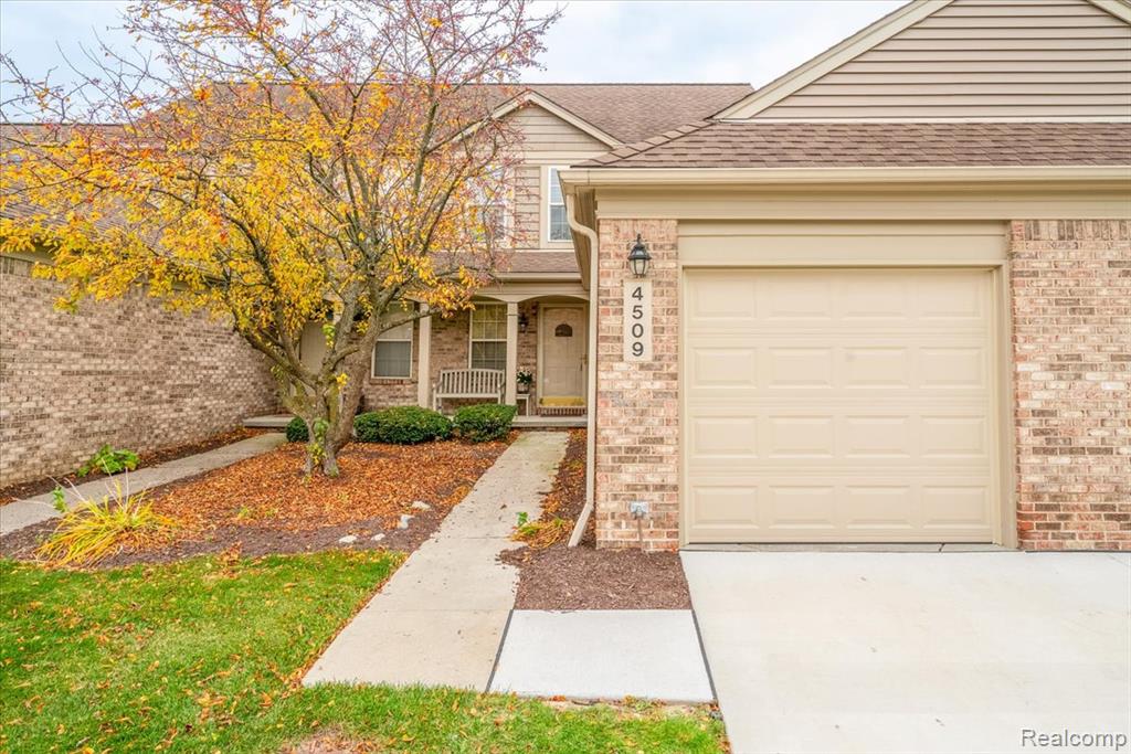 4509 Hunters Circle E, Canton, MI 48188 — front exterior