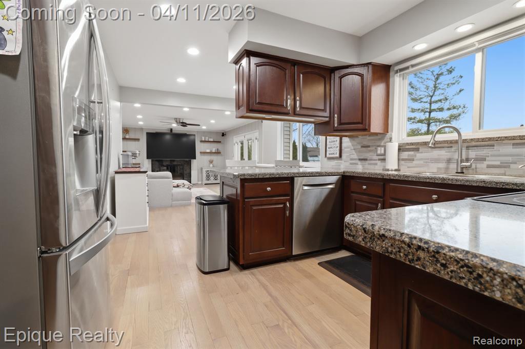 42486 Saltz Road, Canton, MI 48187 — Photo 18