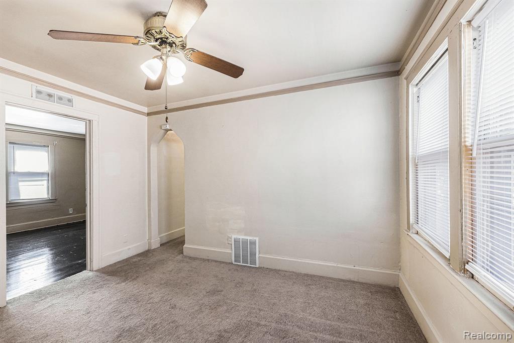 5279 E SOMERSET Avenue, Detroit, MI 48224 — Photo 8