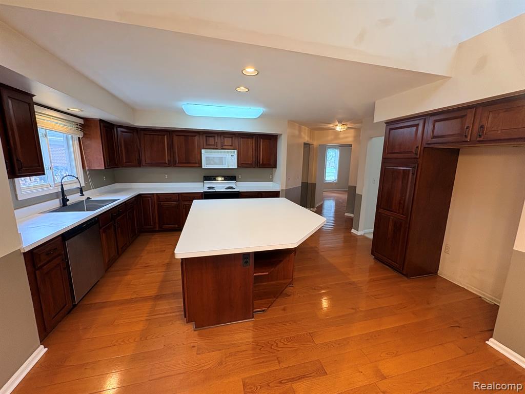 43336 Herring Drive, Clinton Twp, MI 48038 — Photo 15