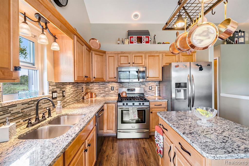 5100 GROVELAND Road, Ortonville, MI 48462 — Photo 9