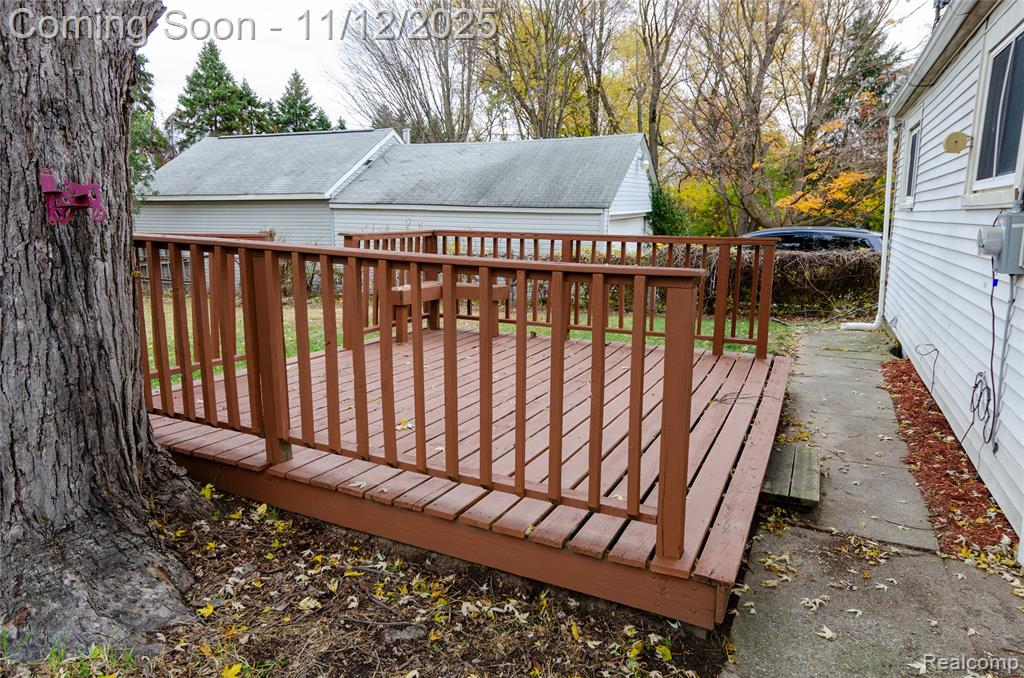 577 Peacock Avenue, Pontiac, MI 48340 — Photo 7