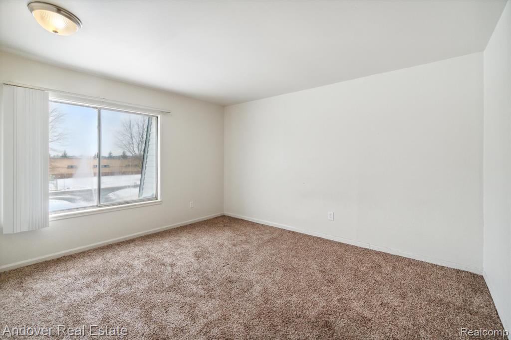 320 S Drake Road, Kalamazoo, MI 49009 — Photo 37