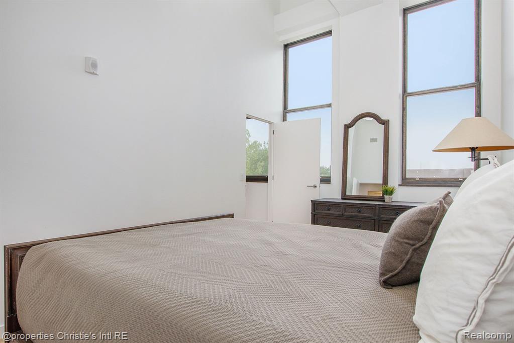 1454 TOWNSEND Street, 307, Detroit, MI 48214 — Photo 15