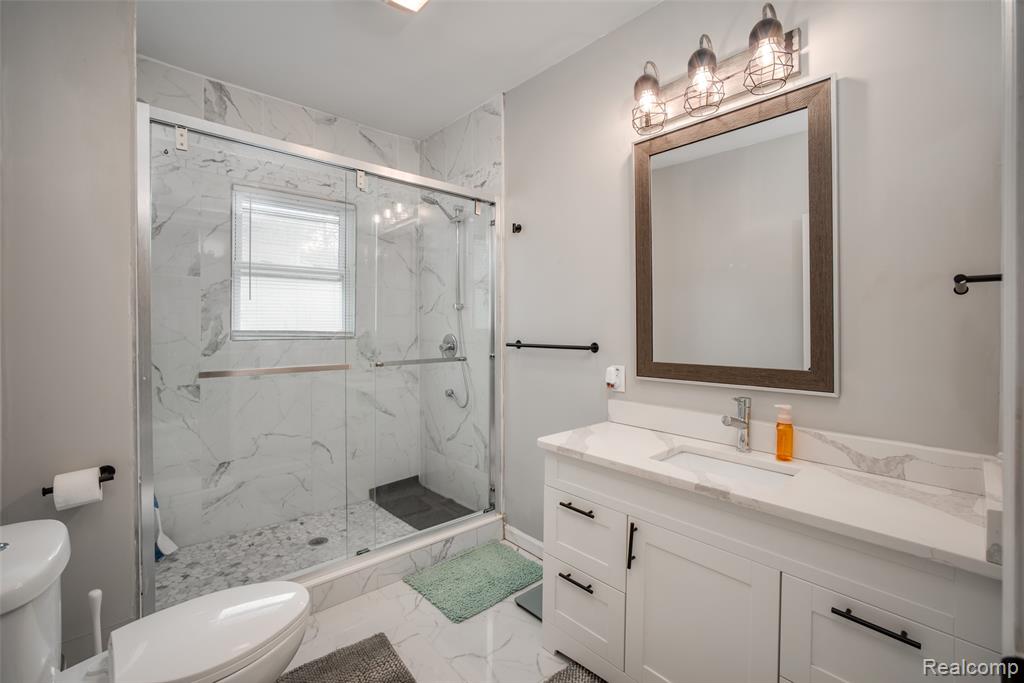 111 Scott Boulevard, Mount Clemens, MI 48043 — Photo 15