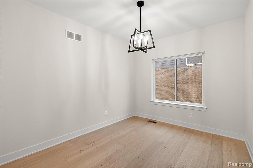 50798 Mistwood Drive, Macomb, MI 48042 — Photo 25
