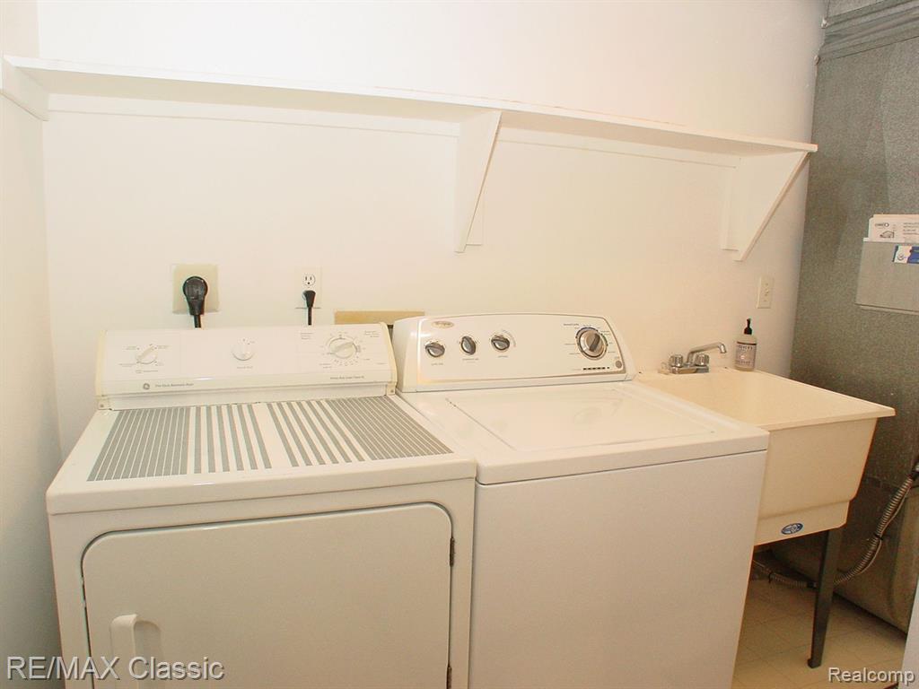 42776 LILLEY POINTE Drive, 171, Canton, MI 48187 — Photo 19