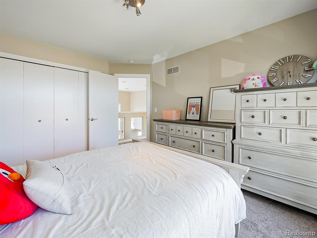 6310 Branford Drive, West Bloomfield, MI — Photo 35