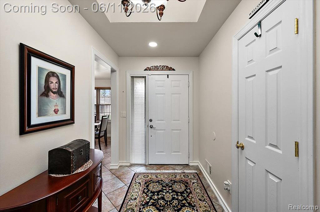 41034 Greenspire Drive, Clinton Twp, MI 48038 — Photo 12
