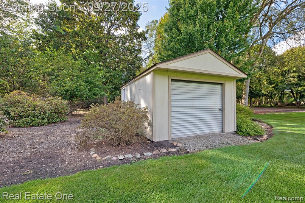 90 Crescent Hill Drive, Ortonville, MI 48462 — Photo 74