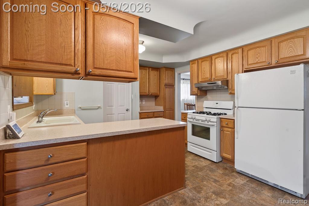 44120 Donley Drive, Sterling Heights, MI 48314 — Photo 6