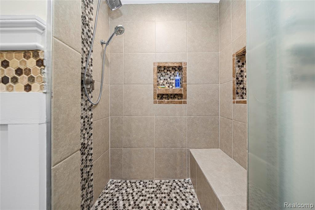 42683 Savoy Court, Northville, MI 48167 — Photo 28