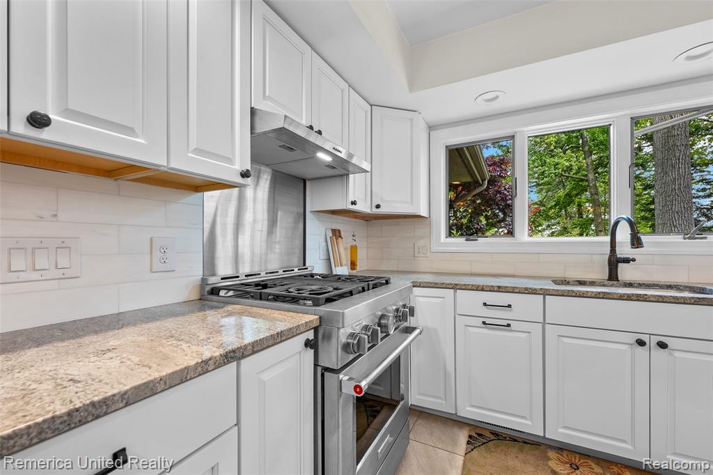 4375 Irene Drive, Howell, MI 48843 — Photo 31