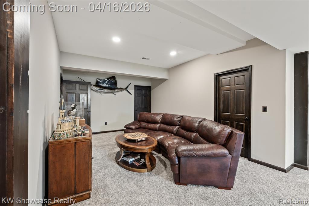 8315 E Allen Road, Fenton, MI 48430 — Photo 42