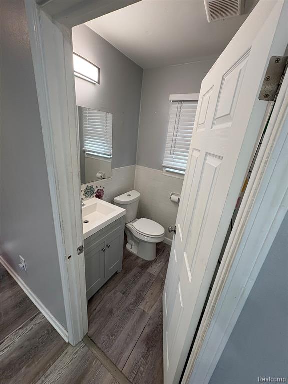 8420 Republic Avenue, Warren, MI 48089 — Photo 16
