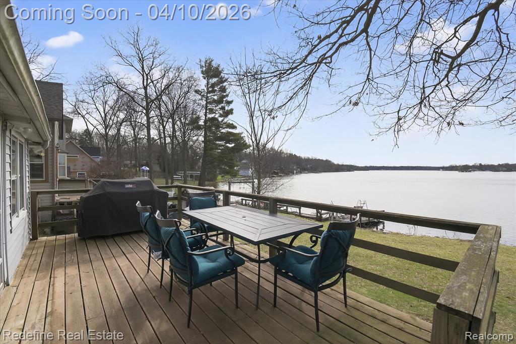 636 Thompson Lake Avenue, Howell, MI 48843 — Photo 36