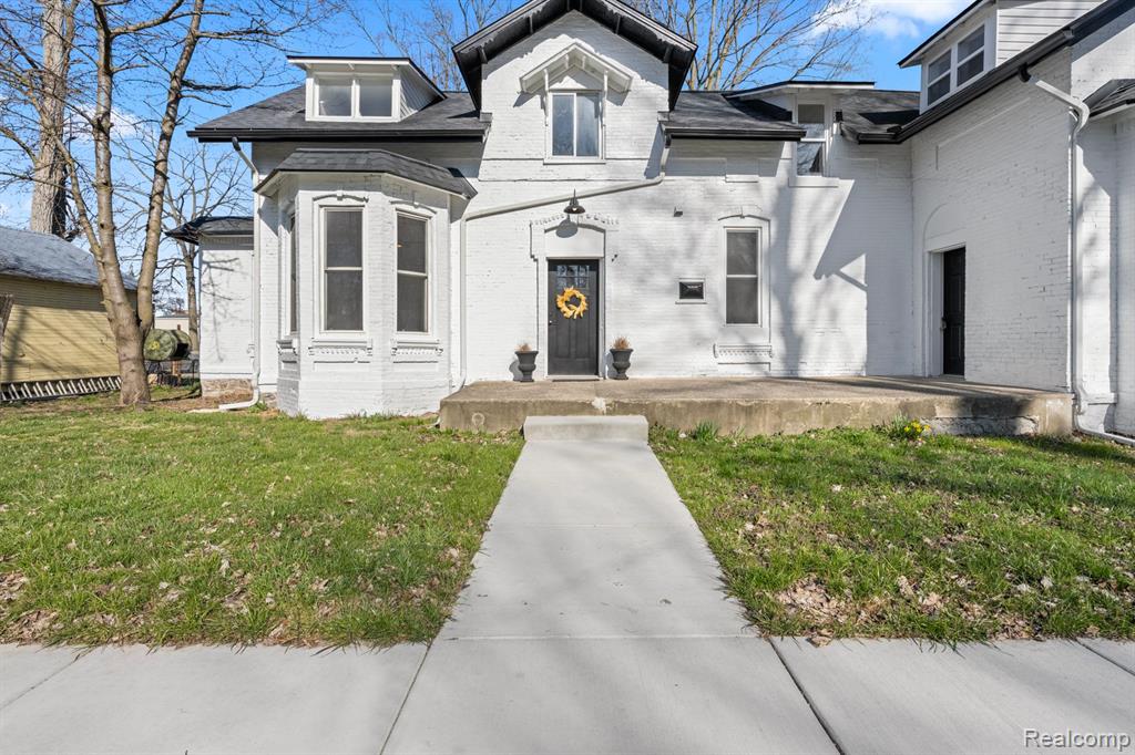 9 S WEST Street, Hillsdale, MI 49242 — Photo 3