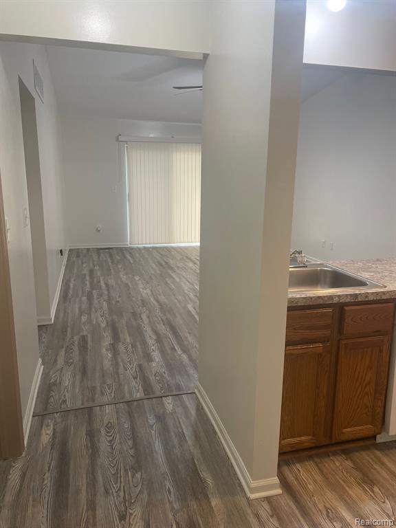 4048 HEATHERWOOD, Warren, MI 48092 — Photo 7